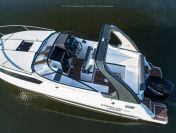 Czarter wynajem jacht motorowy motorówka SunSail Gdynia