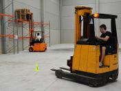 Szkolenia operatorów wózków widłowych, ładowarek oraz maszyn budowlanych