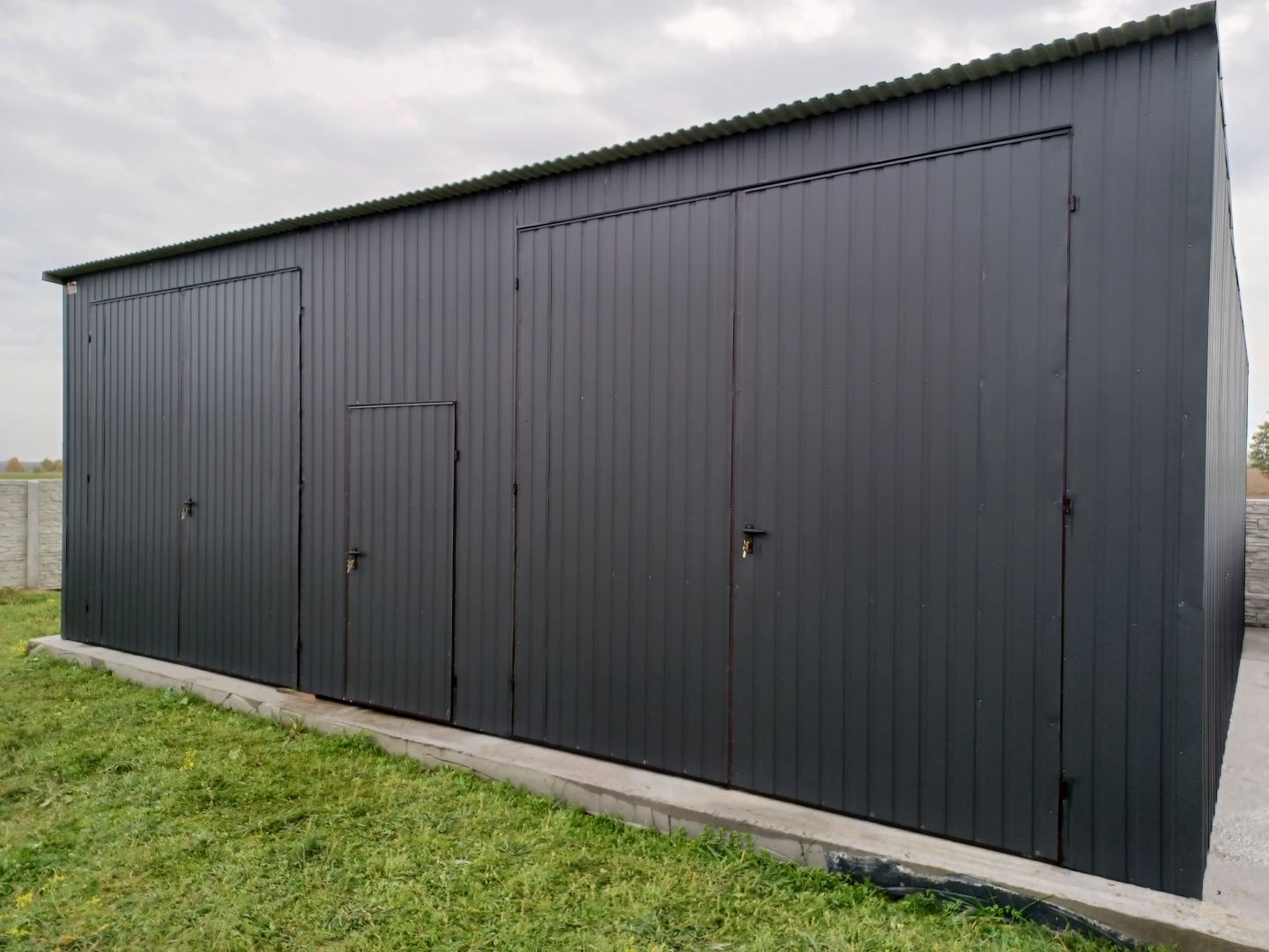 Garaż Blaszany Jednospadowy 8x6m - GRAFIT - HALA - Romstal  - Obraz nr 5