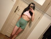 Młoda czarnula. Zabawy online