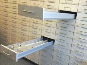 Meble apteczne-magazynowe szuflady systemowe głębokiego składowania